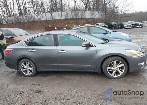 2015 Nissan Altima 2.5 Sv from USA, damaged, VIN 1N4AL3AP2FC234582